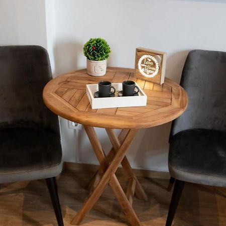 Cozy Modern Studio In Thessaloniki Apartman Kültér fotó
