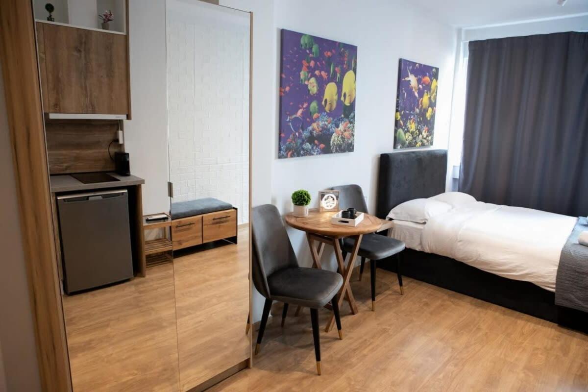 Cozy Modern Studio In Thessaloniki Apartman Kültér fotó